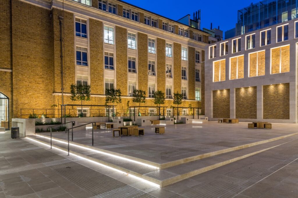 University College London - UCL 1