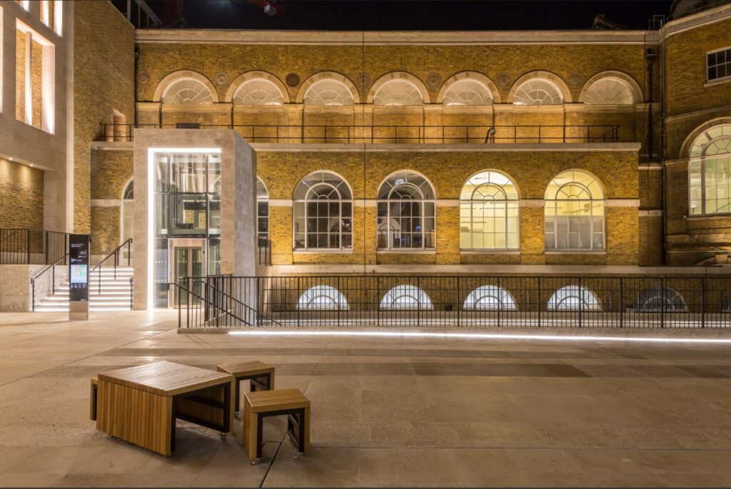University College London - UCL 3